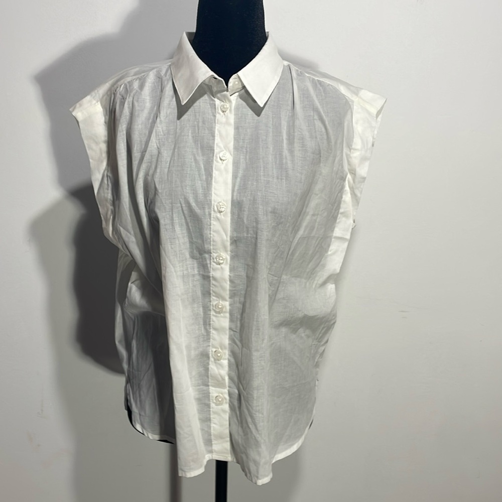 Banana Republic shirt medium white flared sleeves - Picture 2 of 7